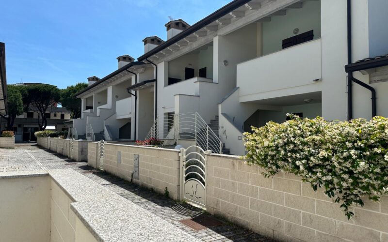 Lido di Pomposa, affitto villetta nuova con giardino privato